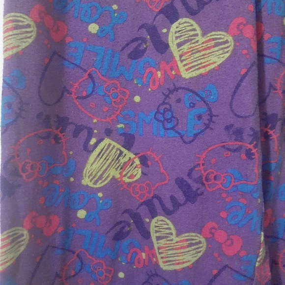 🦋4 for 20$🦋 Kids Purple Hello Kitty Pajamas Pants. - Picture 3 of 5